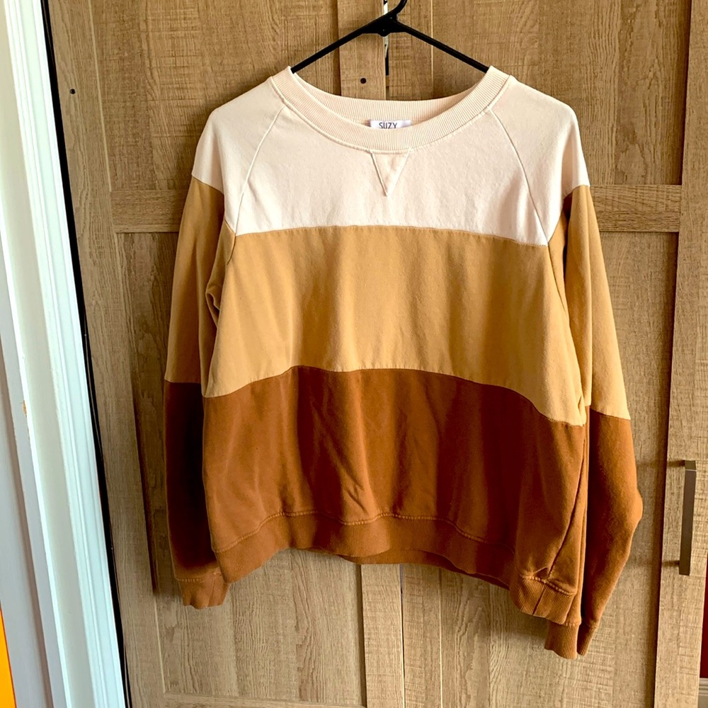 Suzy Shier crewneck